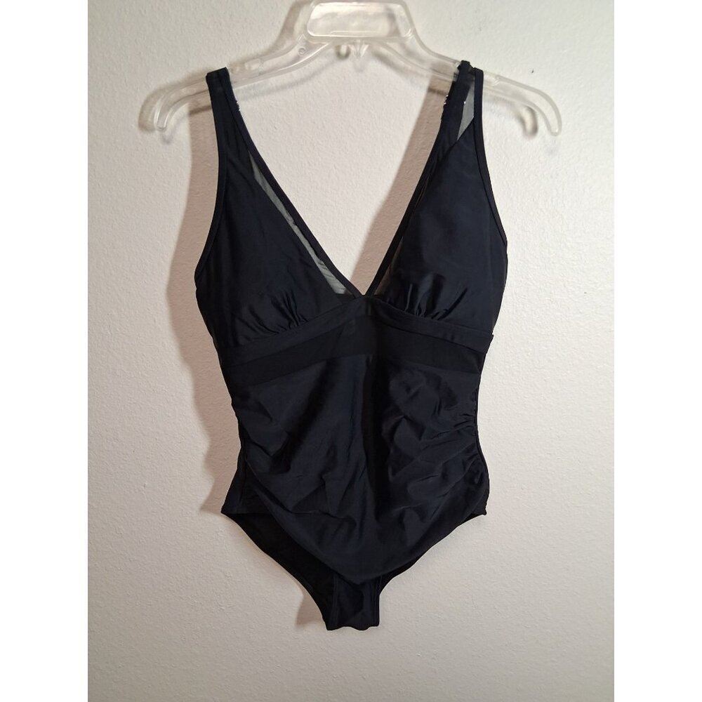 NWOT 1 Piece Swimsuit Summer Beach Pool Vacation Black Size Medium